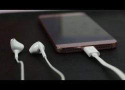 Leeco le 2シリーズ向けのCDLAイヤフォン